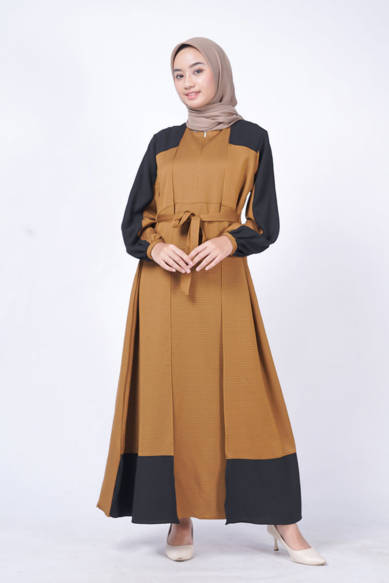 Zaira Plain Dress Busui (Sample Sale)