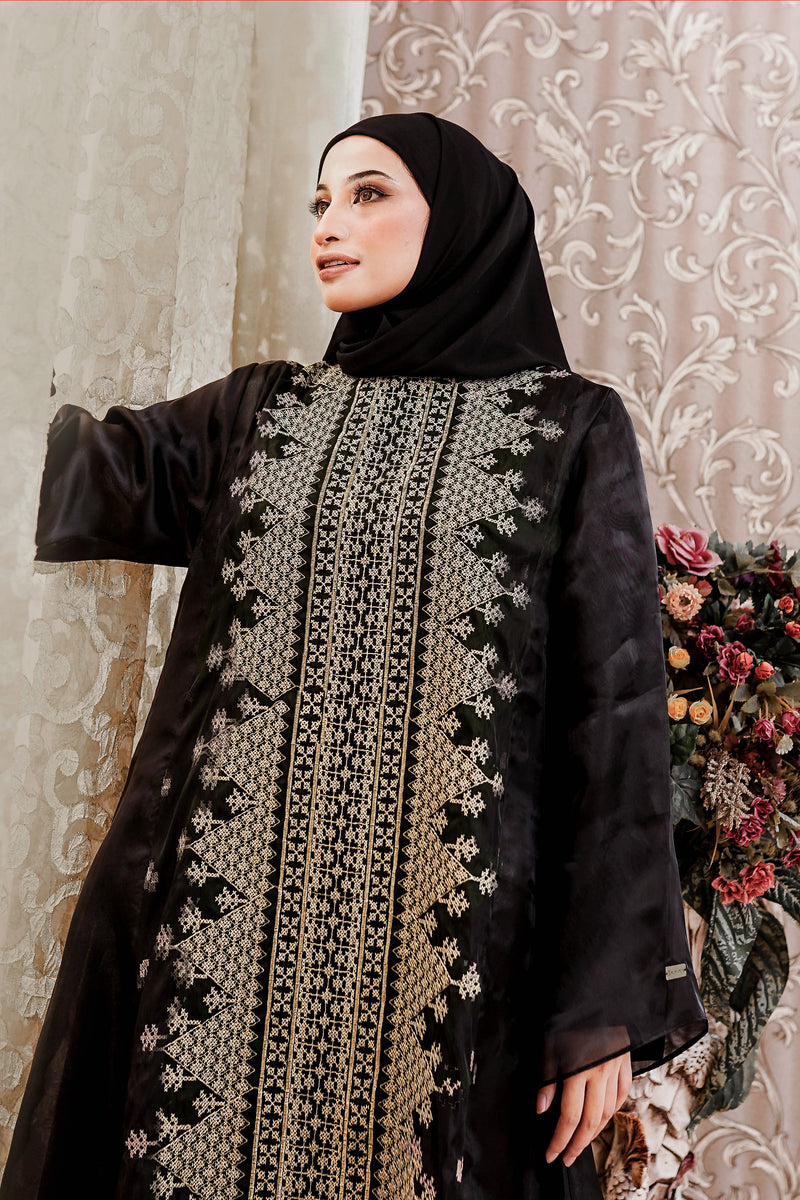 Abaya Hara Outer With Etnic Pattern